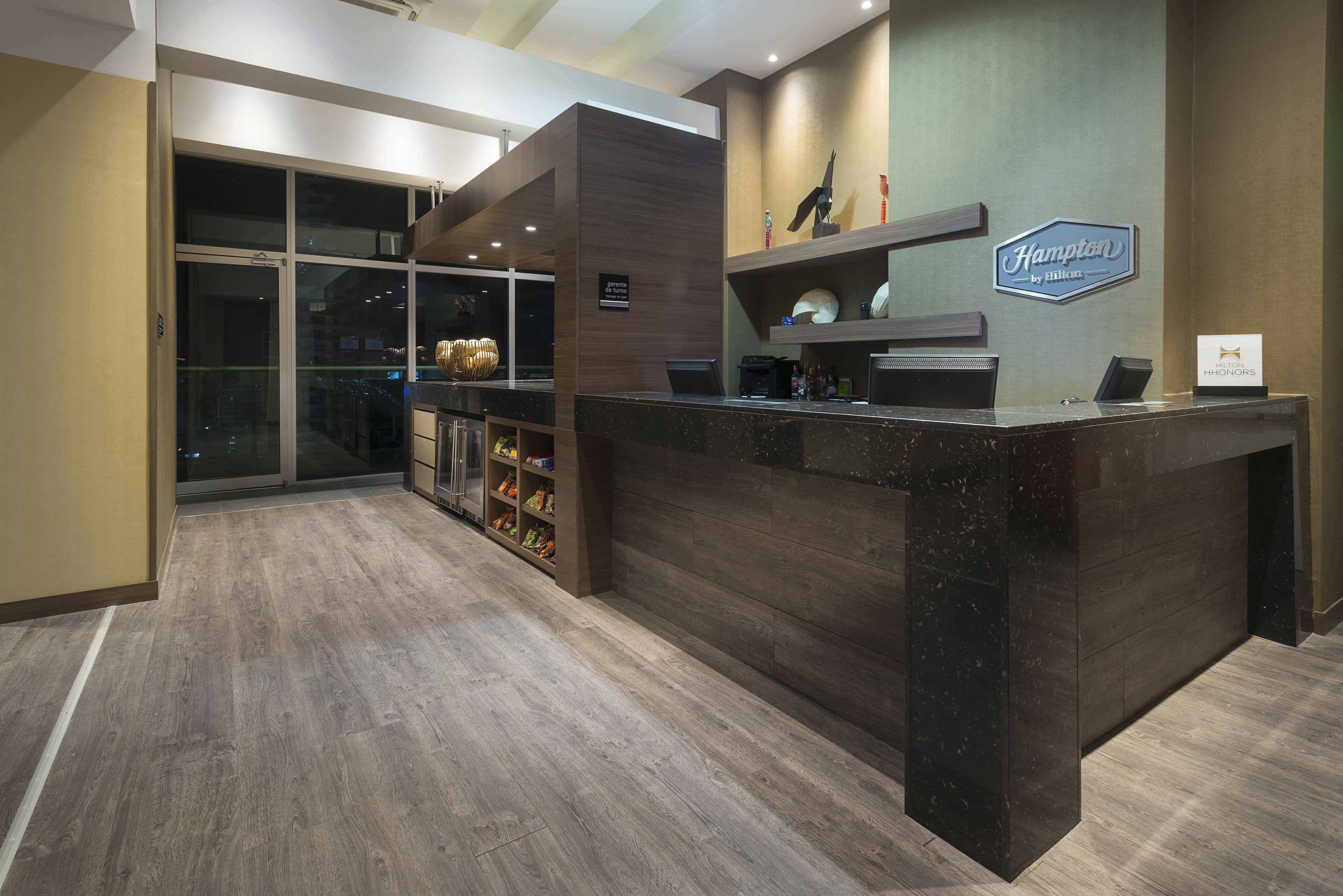 Hotel Hampton By Hilton Cartagena