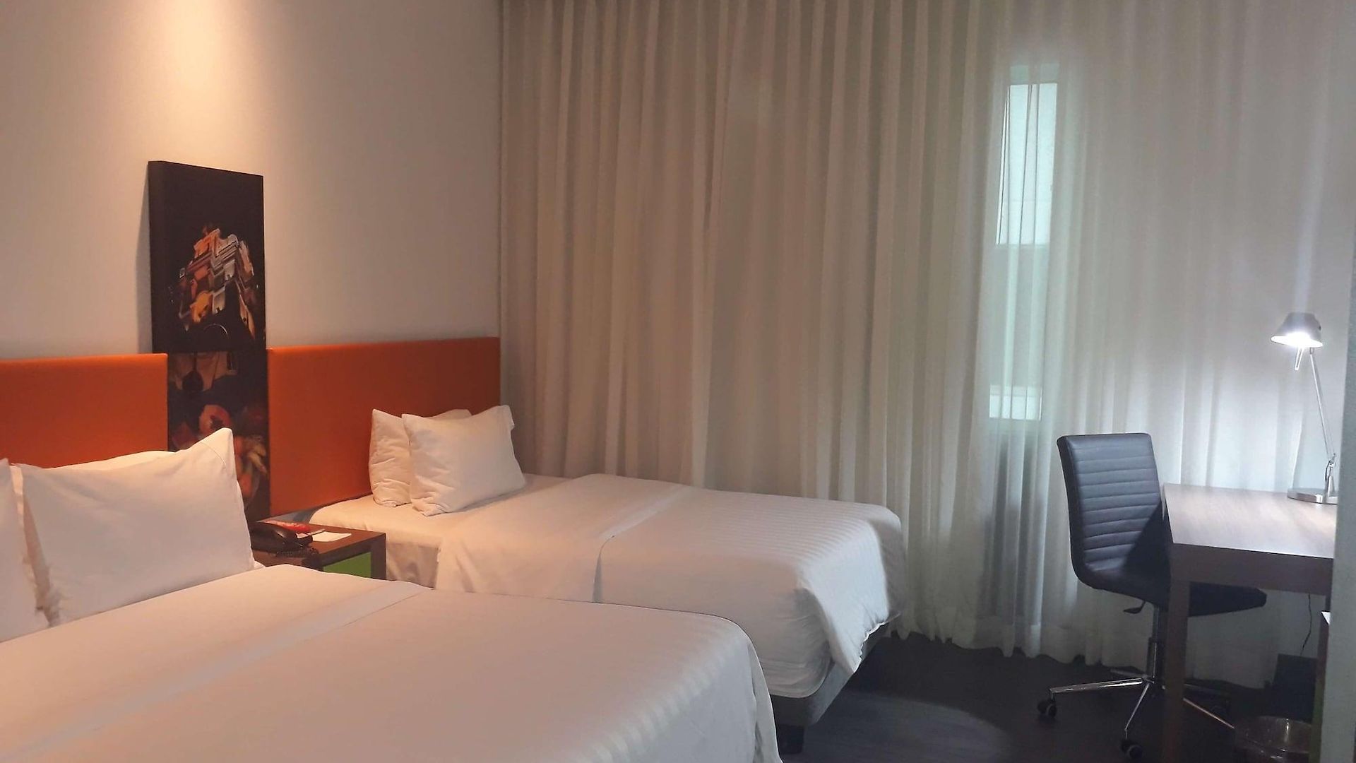 Hampton By Hilton 4*