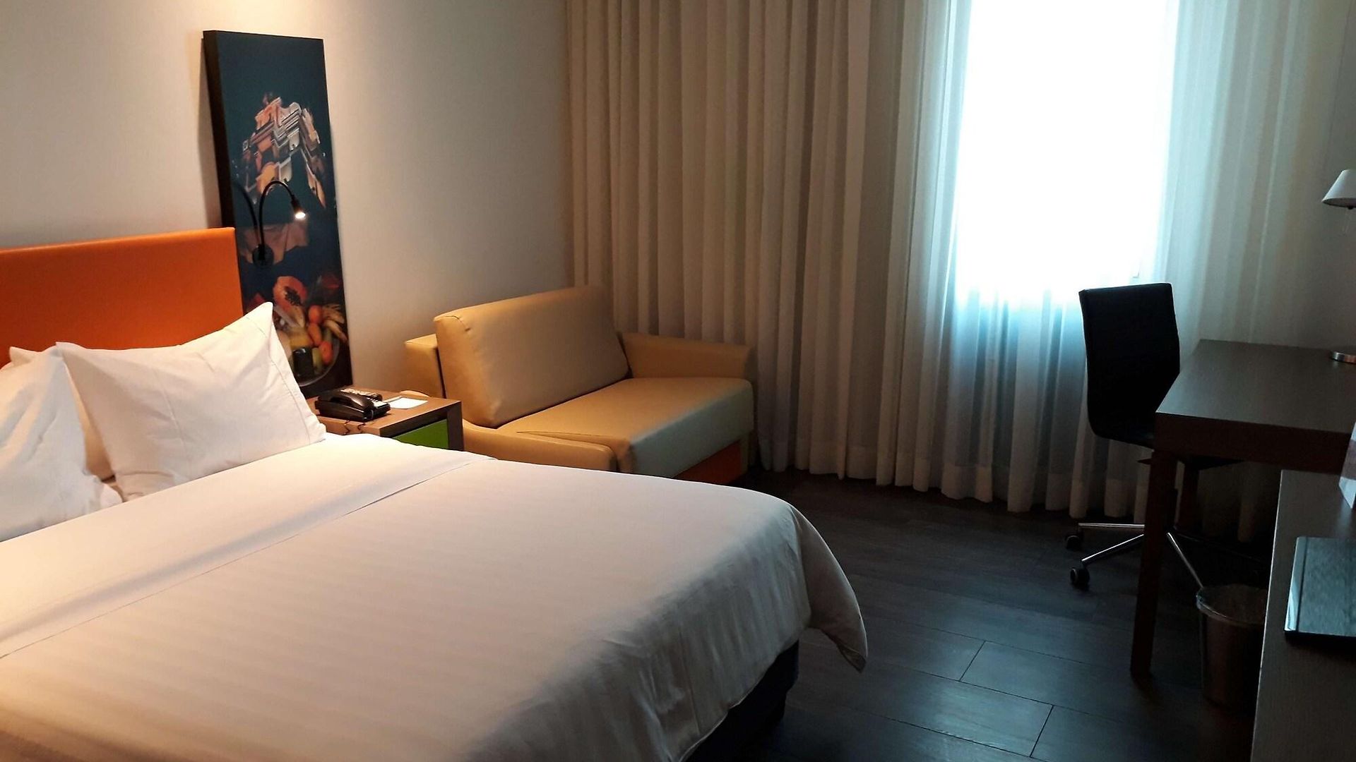 Hotel Hampton By Hilton Cartagena