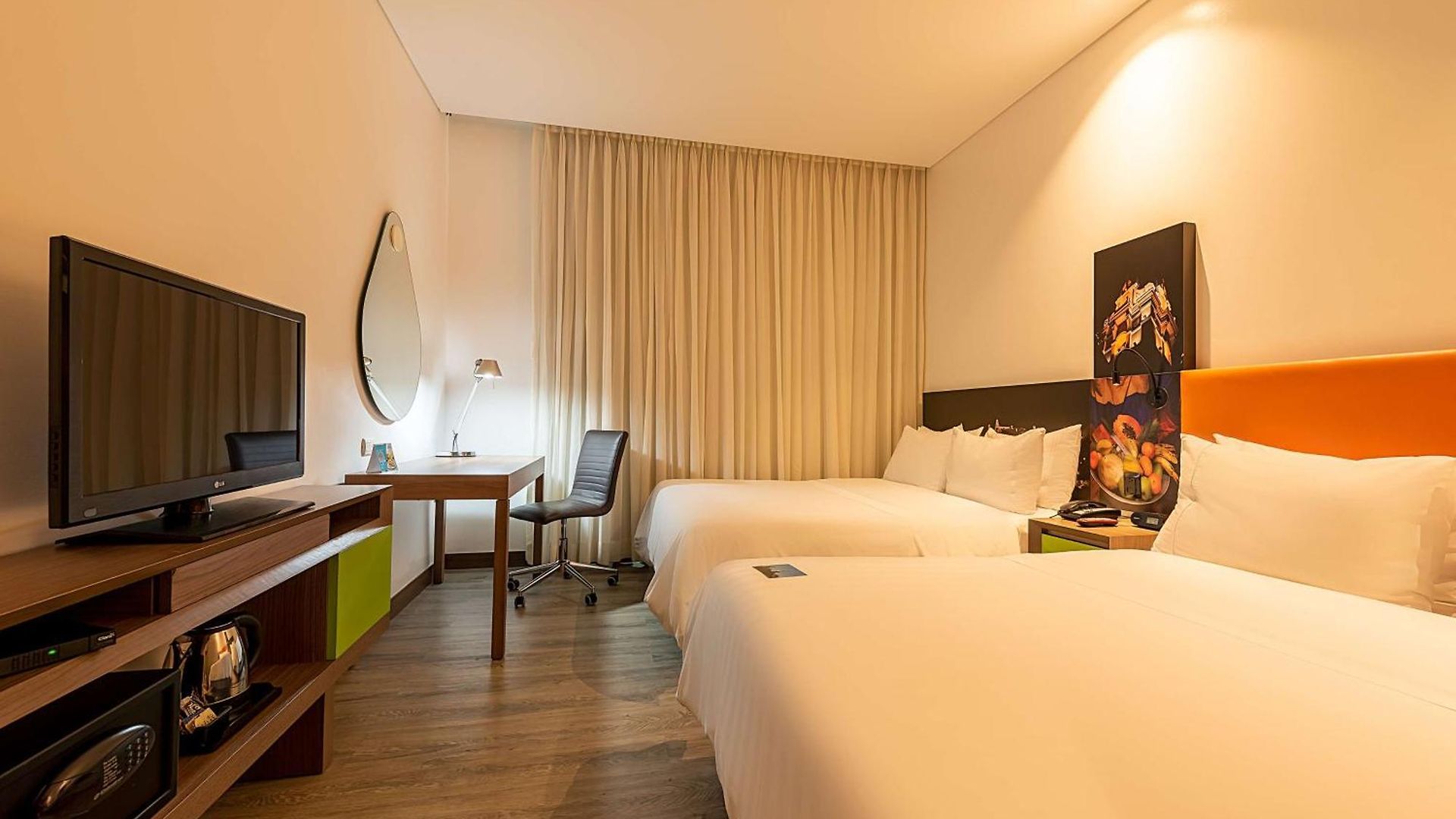Hampton By Hilton Hotel 4*
