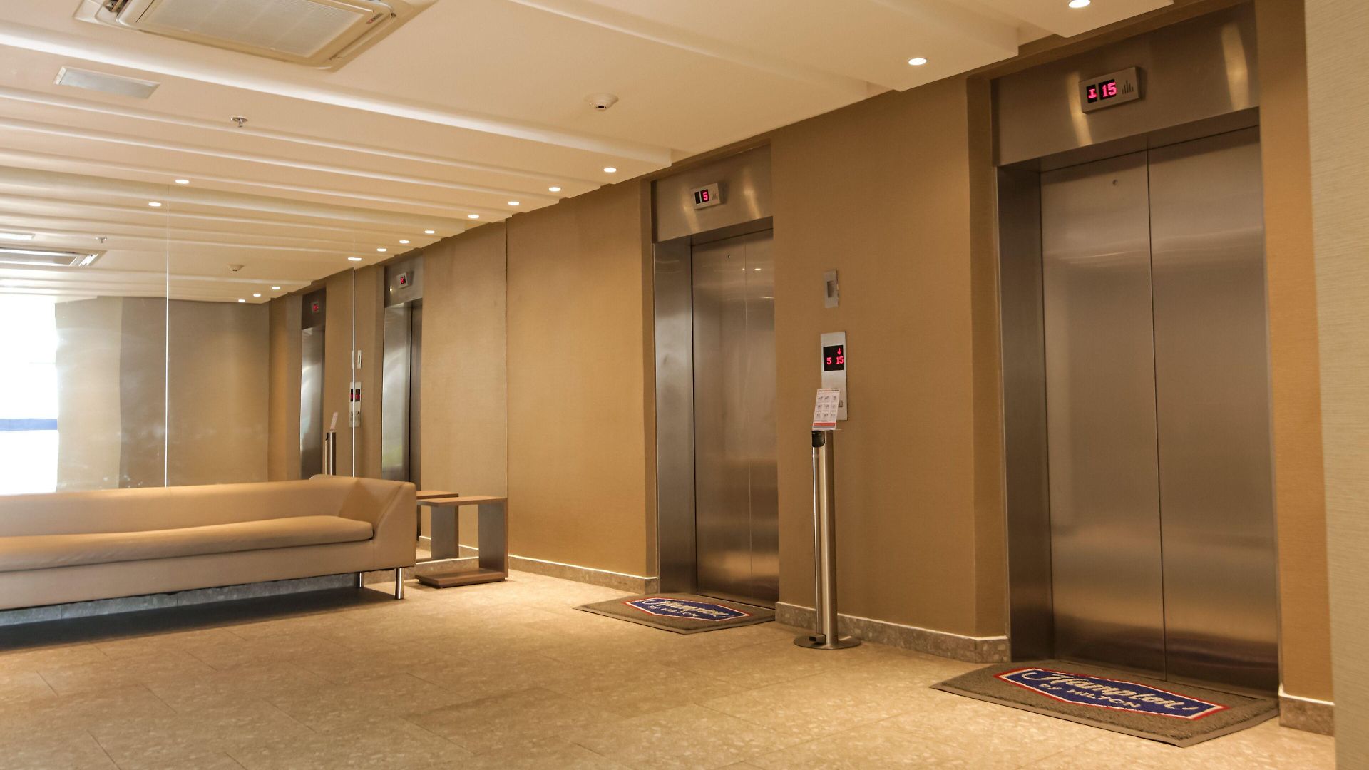 Hampton By Hilton Hotel