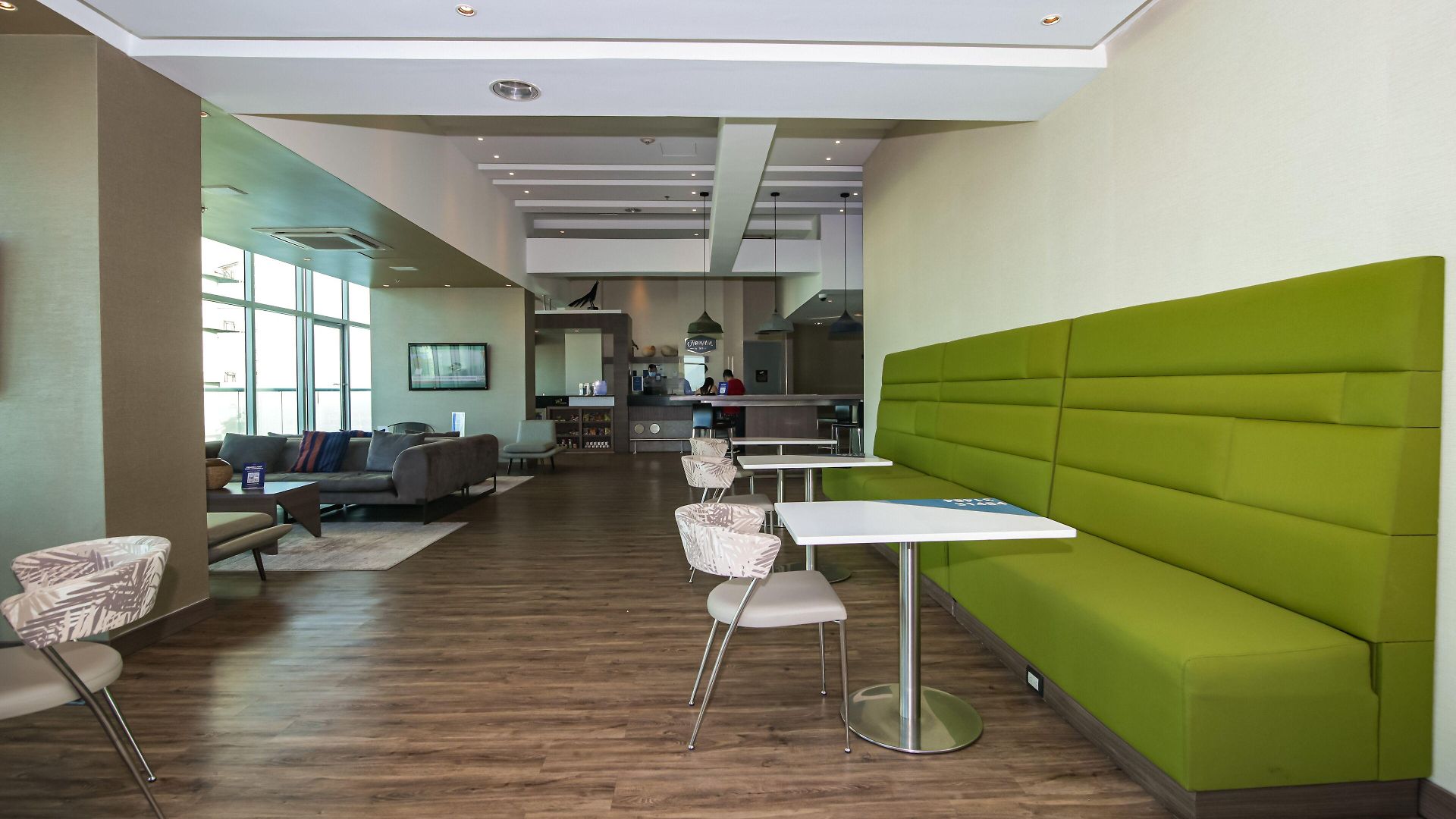 Hotel Hampton By Hilton 4*