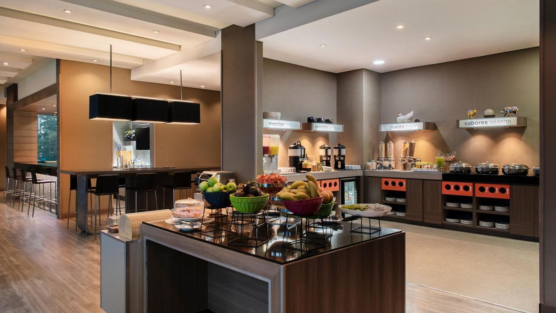 Hampton By Hilton 4*