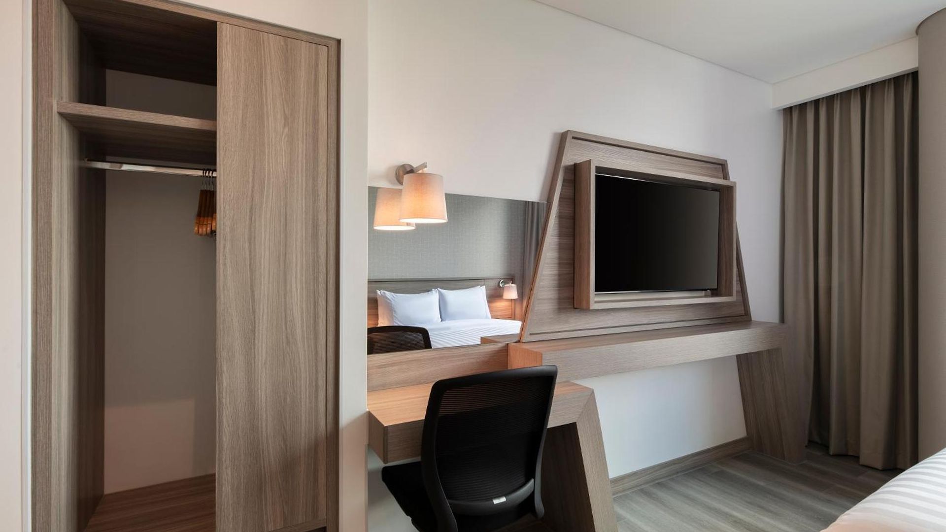 Hotel Hampton By Hilton
