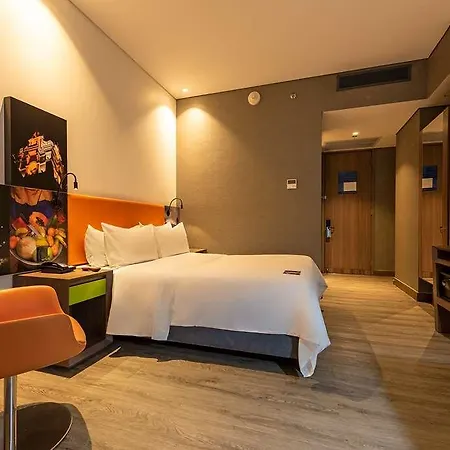 Hotel Hampton By Hilton Cartagena