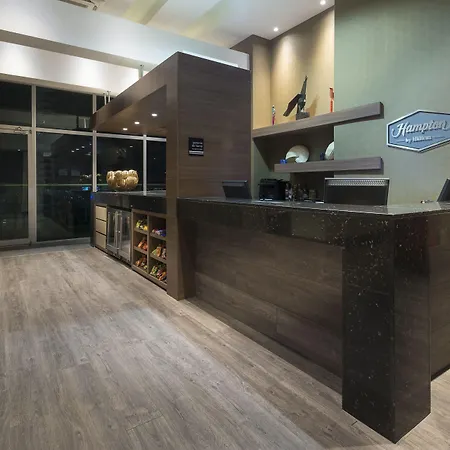Hotel Hampton By Hilton Cartagena