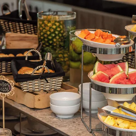 Hampton By Hilton Hotel Cartagena