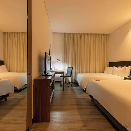 Hampton By Hilton 4*
