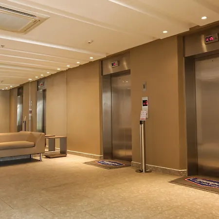 Hampton By Hilton Hotel