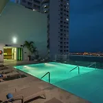 Hampton By Hilton Cartagena