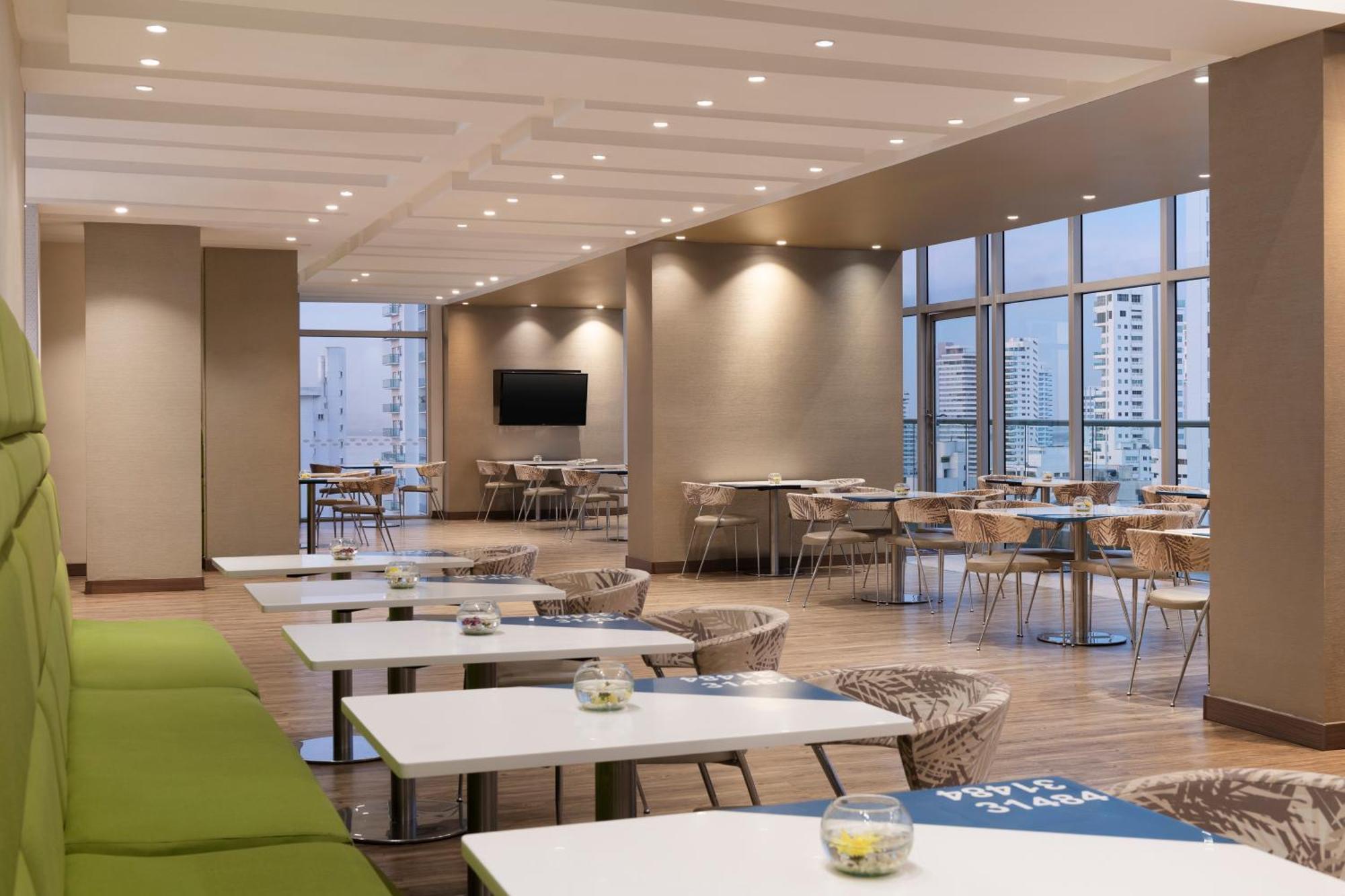 Hampton By Hilton Hotel