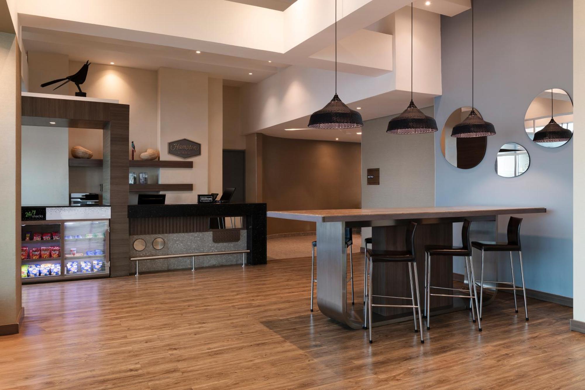Hampton By Hilton 4*