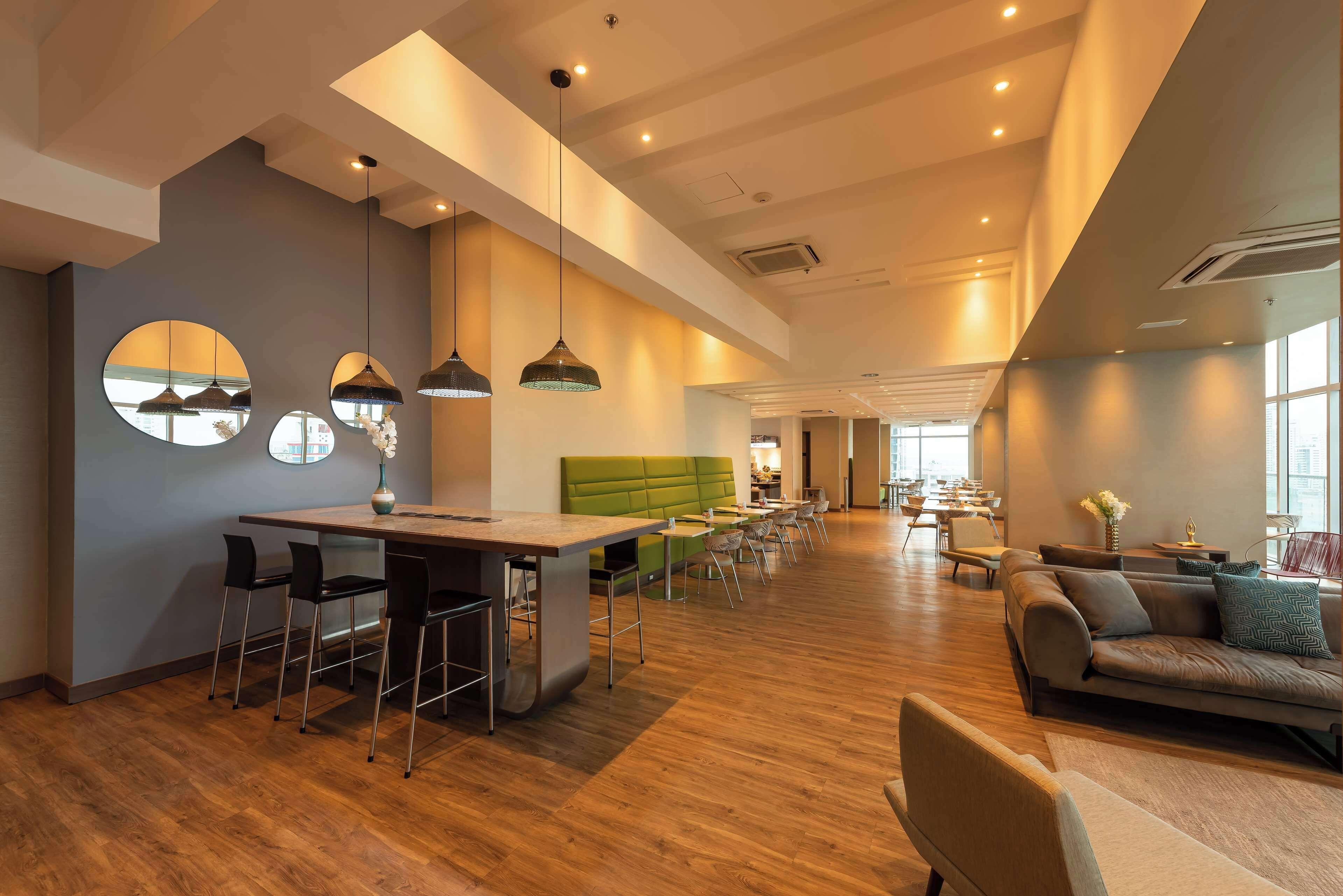 Hampton By Hilton Hotel Cartagena