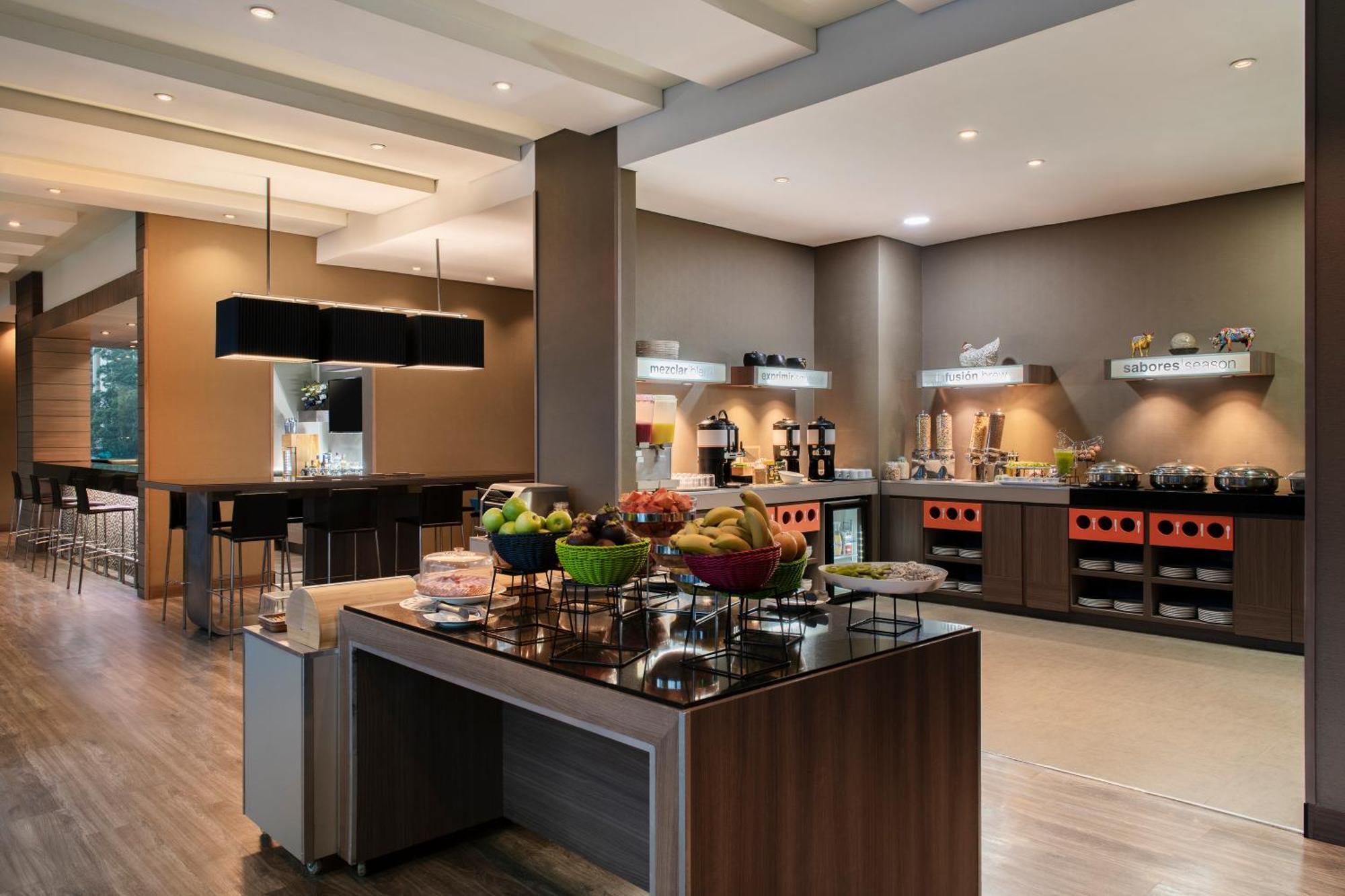 Hampton By Hilton 4*