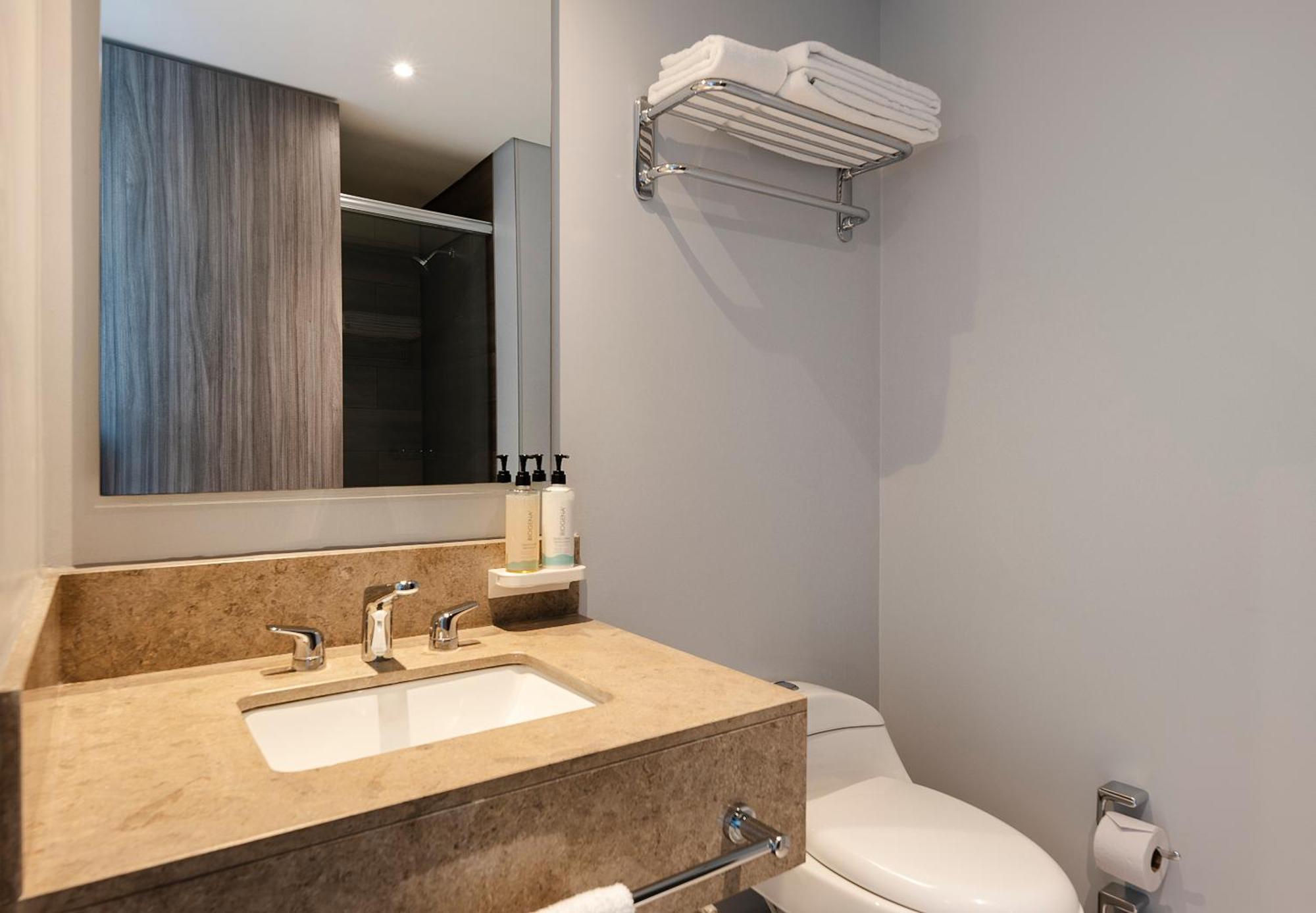 Hampton By Hilton 4*